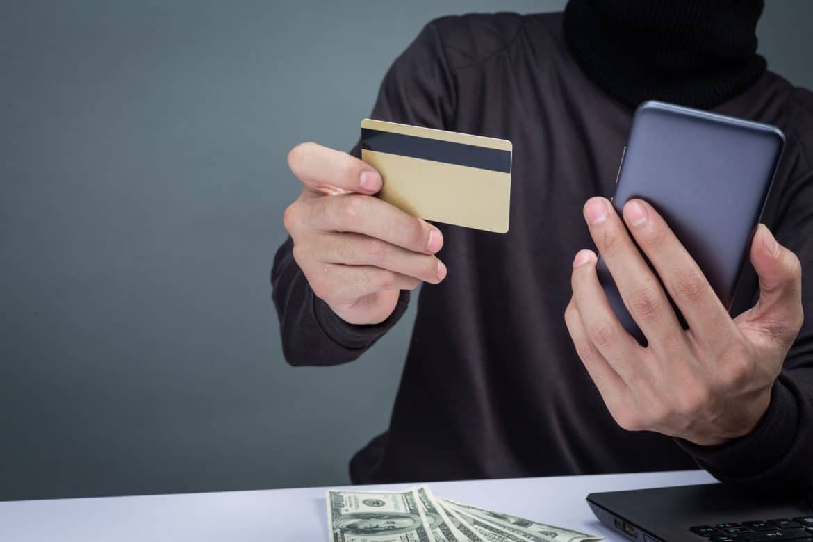 Tips Menghindari Kebocoran Data Kartu Kredit Tips Menghindari Kebocoran Data Kartu Kredit