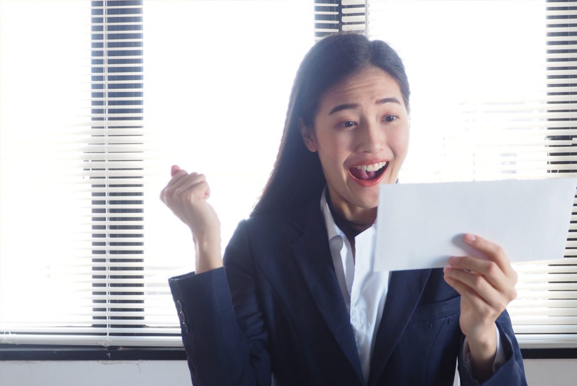 Mengenal Gaji UMR Apa Bedanya dengan UMP dan UMK Mengenal Gaji UMR Apa Bedanya dengan UMP dan UMK