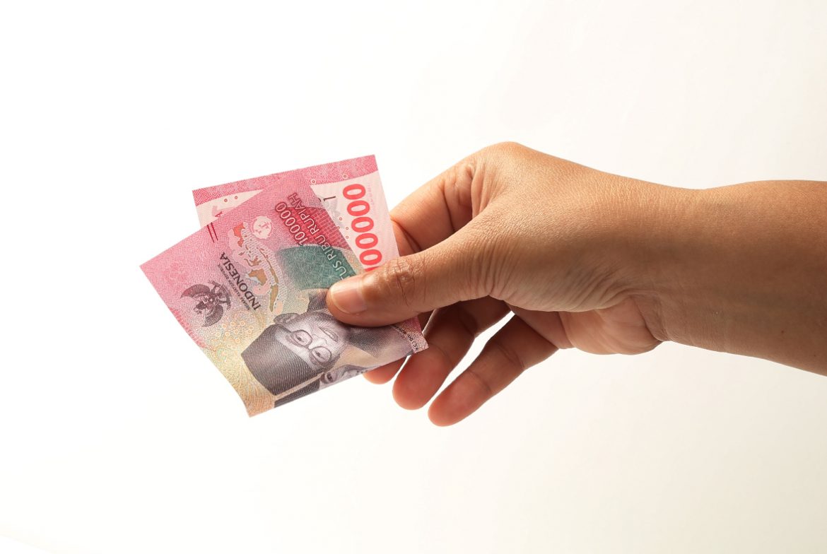 Belanja dengan Rp100 Ribu, Apa Saja yang Bisa Dibeli di Tahun Ini