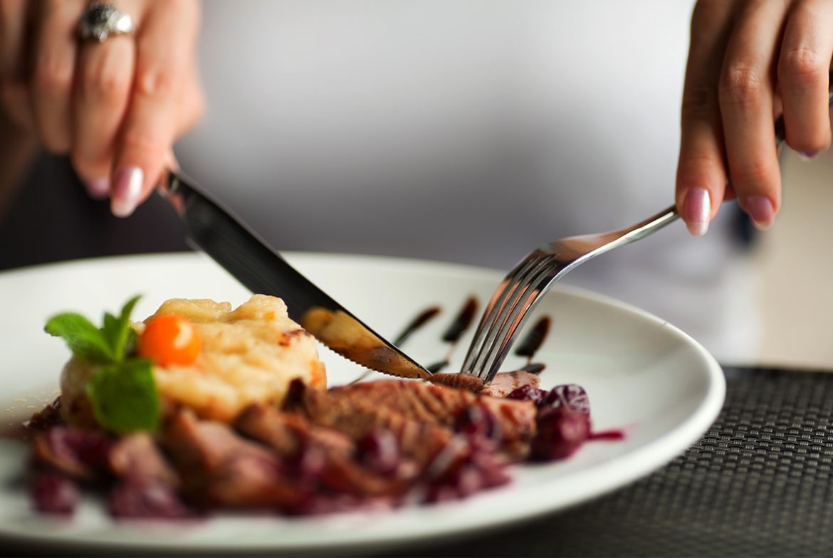 Promo Dining Kartu Kredit Bank Mega Bulan Oktober 2024