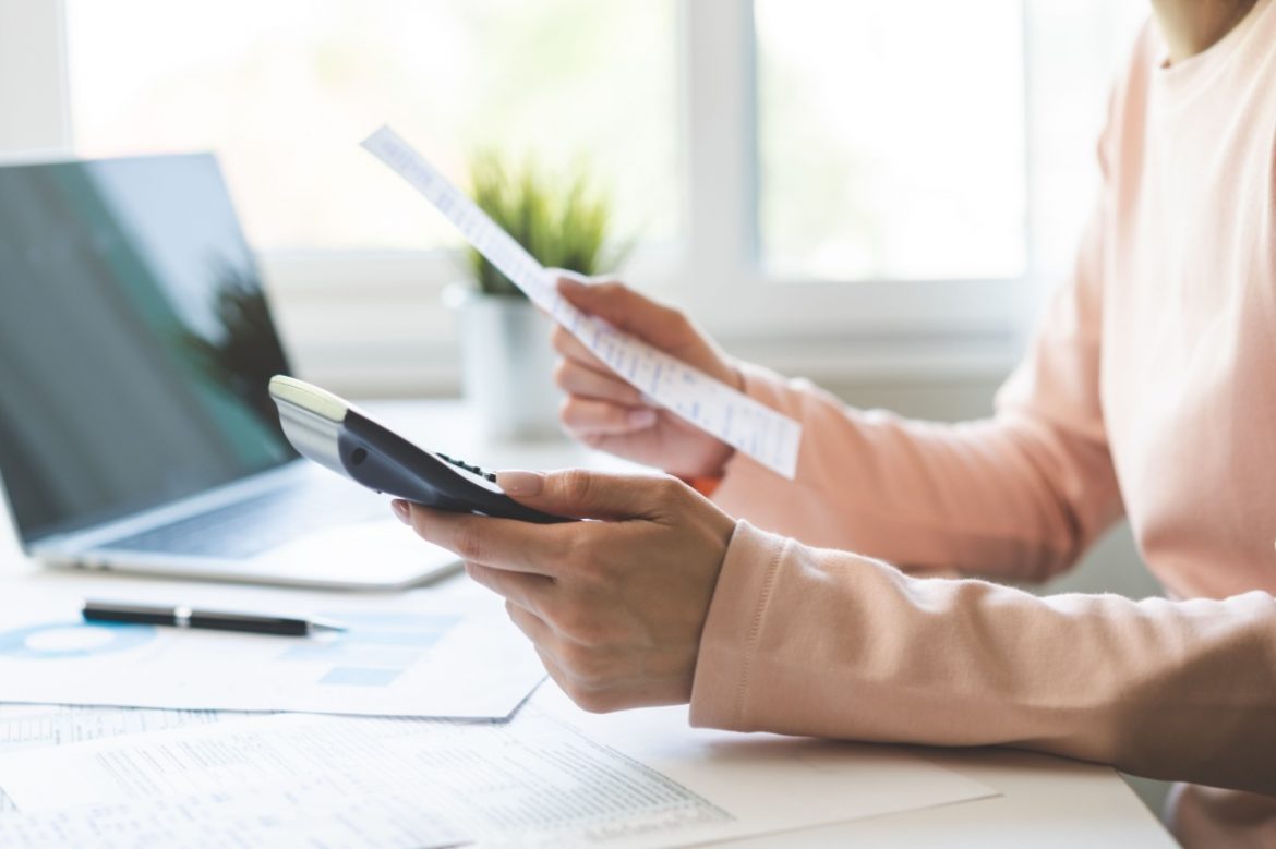 Mengenal Jenis-Jenis Potongan Gaji Karyawan di Indonesia