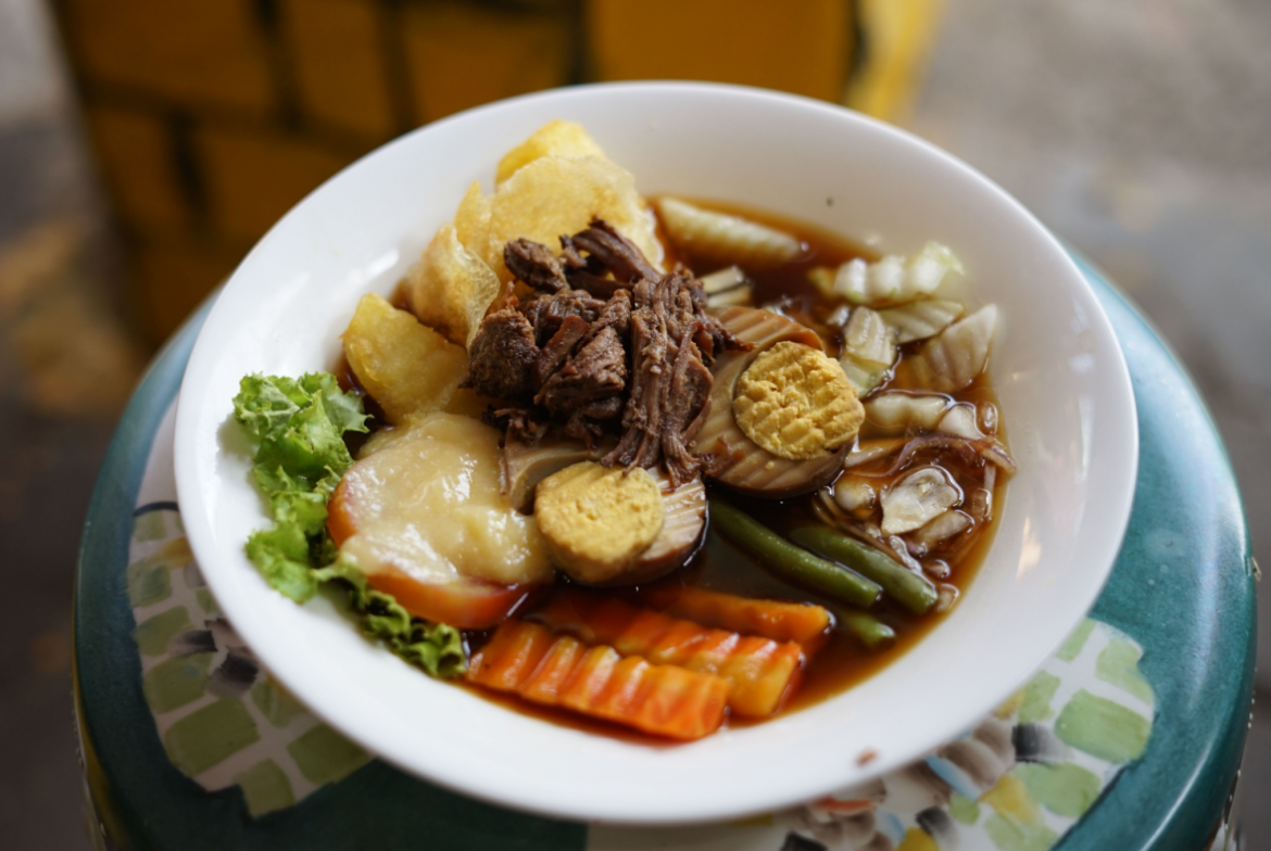 Jalan-Jalan ke Solo Kurang Lengkap Tanpa Bawa Pulang 25 Oleh-Oleh Ini Jalan-Jalan ke Solo Kurang Lengkap Tanpa Bawa Pulang 25 Oleh-Oleh Ini