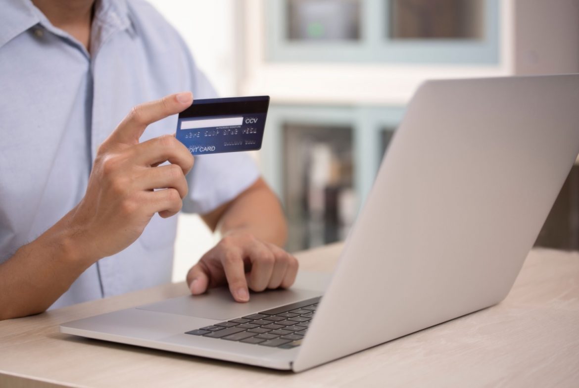 Kartu kredit approval