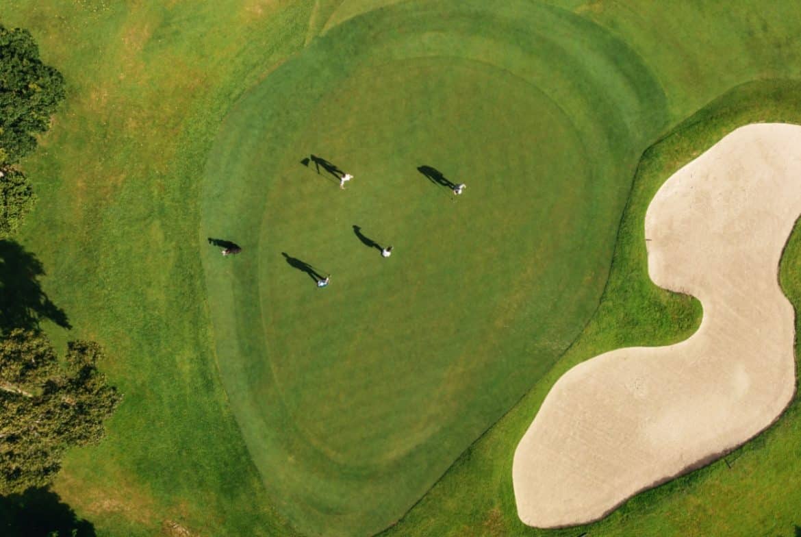 Biaya Sewa Lapangan Golf