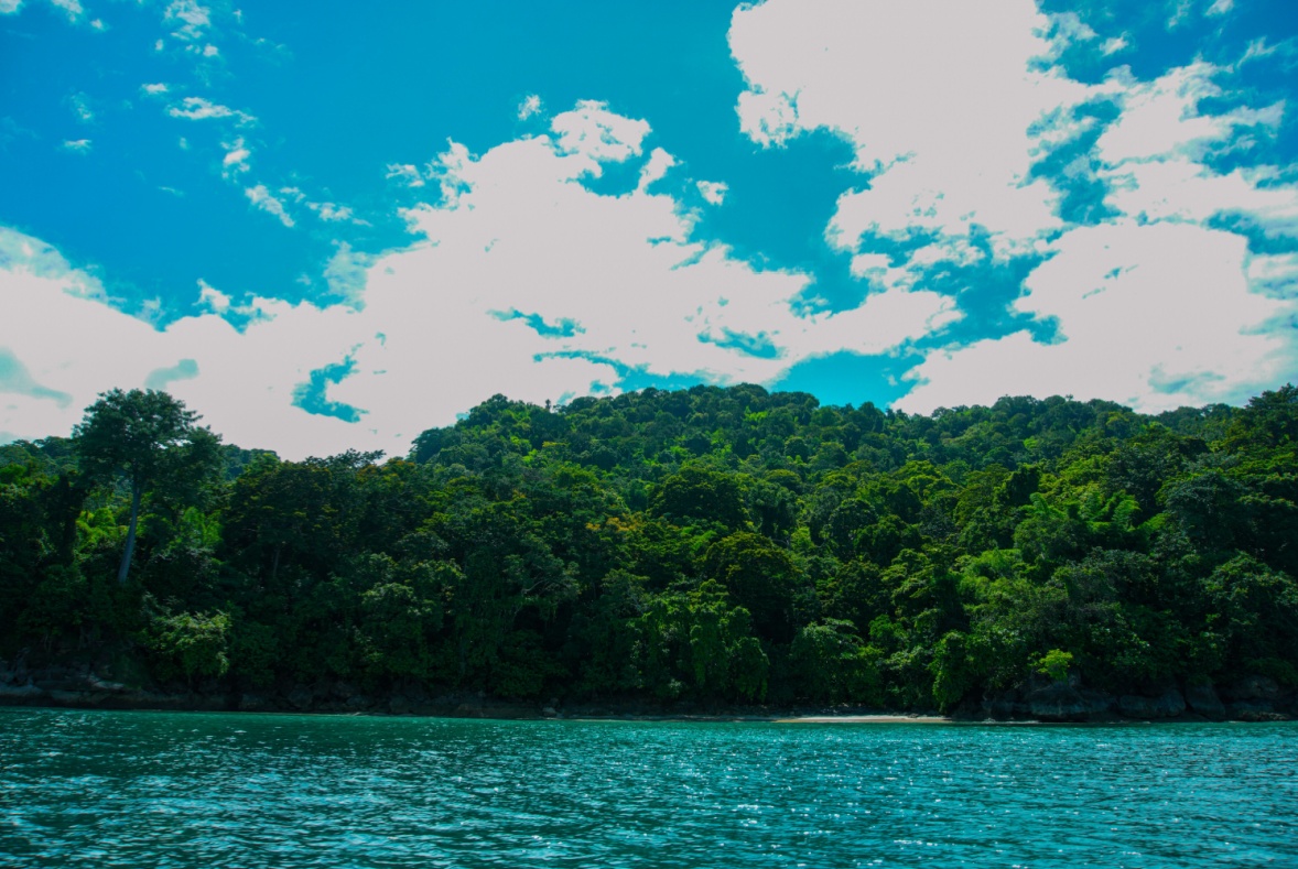 Teluk Biru (Blue Bay)