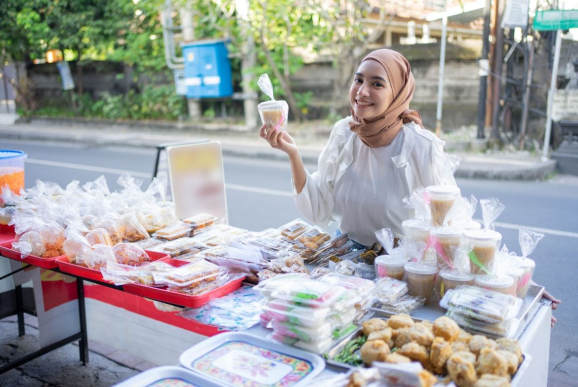 10 Ide Jualan Takjil Bulan Puasa yang Laris dan Modal Kecil