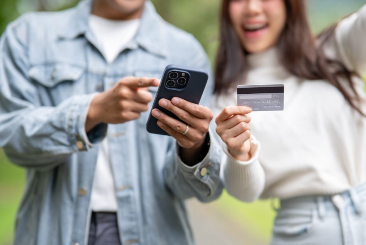 Cara Aktivasi dan Cek Status Kartu Kredit Bank Mega via M-Smile