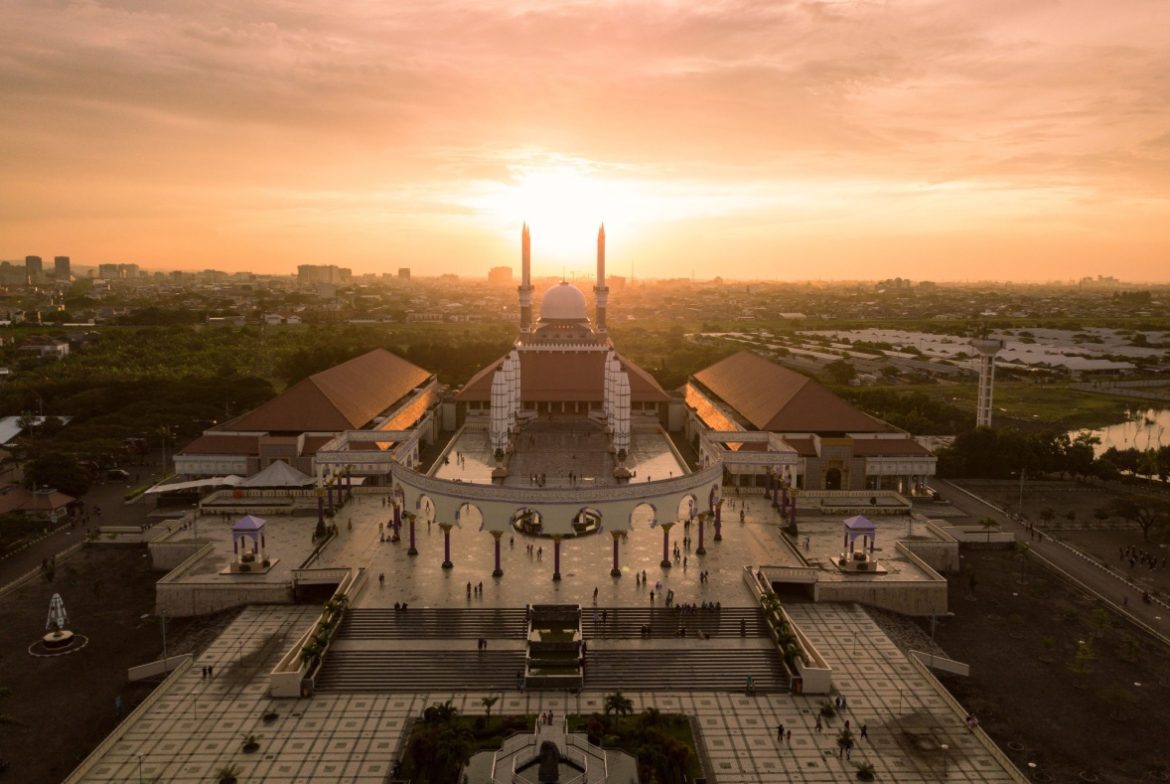 Jadwal Buka Puasa Semarang