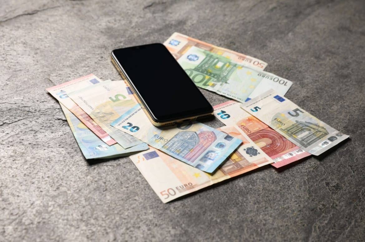 Susah Menabung Coba Mulai dari Mega Zaver