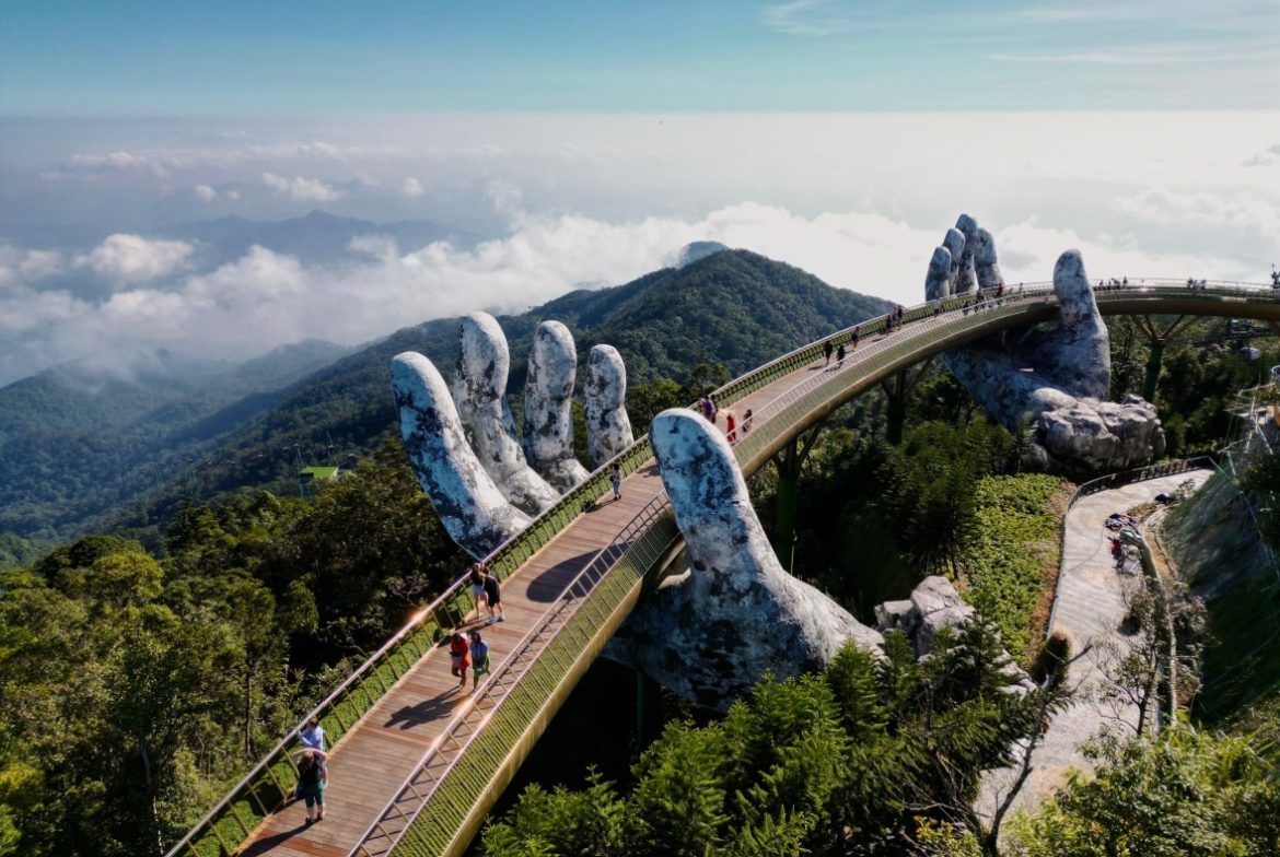 Wisata Vietnam