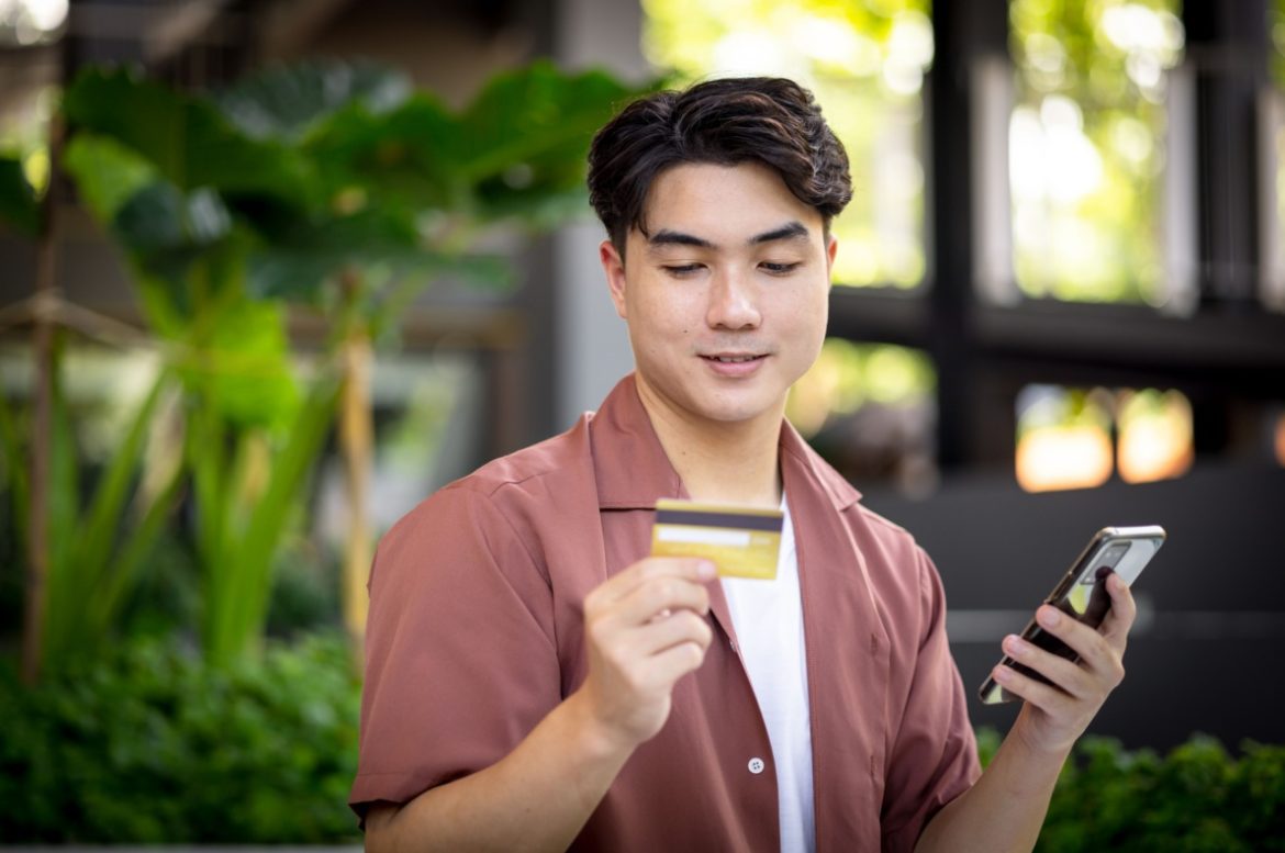Kartu Kredit Karyawan Muda: Pilihan dan Tipsnya