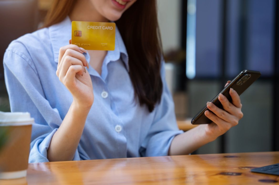 Cara Bayar Kartu Kredit Bank Mega Lewat GoPay, Praktis!