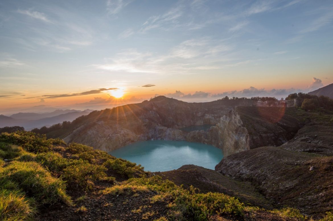 Danau Kelimutu, Daya Tarik dan Tips Liburan ke Flores