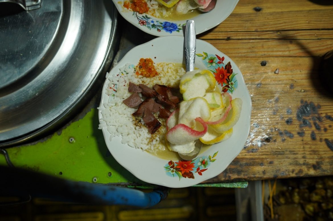Kuliner Blok M yang Wajib Dicoba Saat Jalan-Jalan